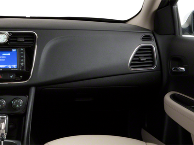 2012 Chrysler 200 S
