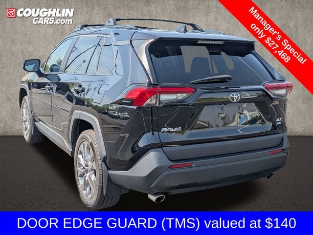 2022 Toyota RAV4 XLE Premium
