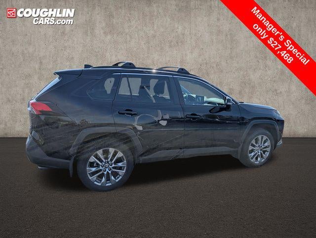 2022 Toyota RAV4 XLE Premium