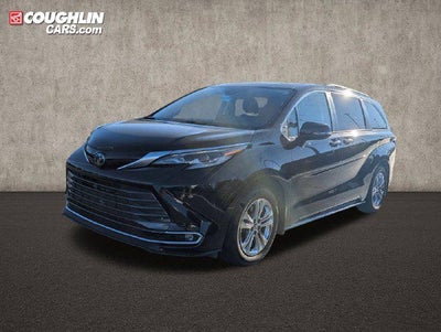 2023 Toyota Sienna Platinum 7 Passenger