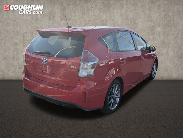 2017 Toyota Prius v Five