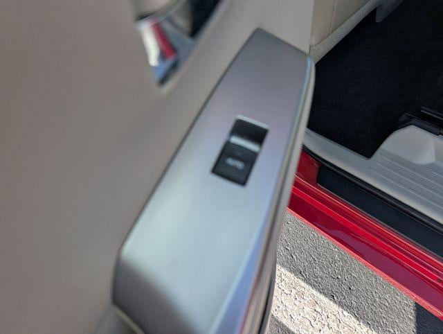 2017 Toyota Prius v Five