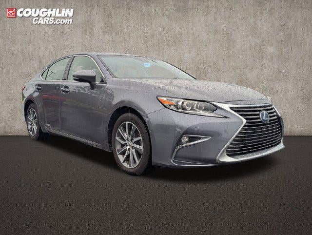 2016 Lexus ES 300h