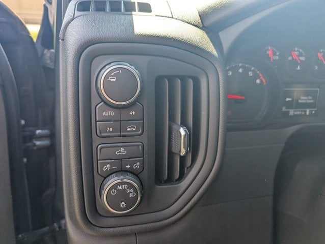 2019 Chevrolet Silverado 1500 4WD Crew Cab 147" Custom
