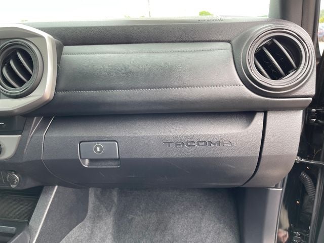 2023 Toyota Tacoma Limited V6