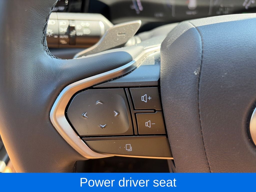 2025 Lexus NX 450h+ Luxury