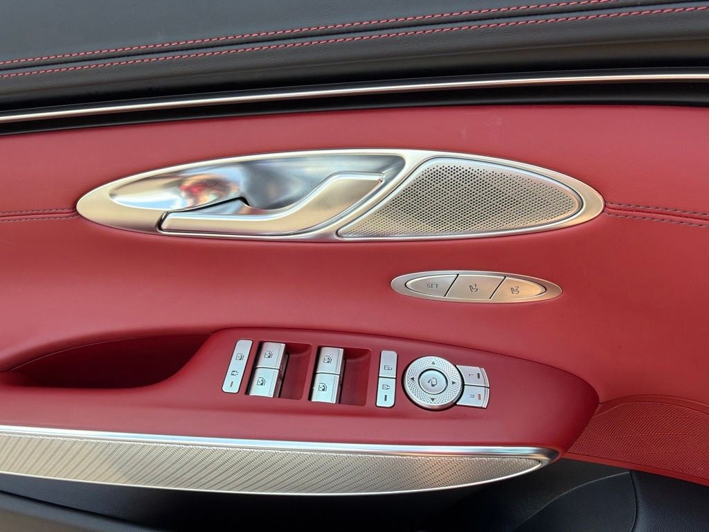 2024 Genesis GV70 2.5T