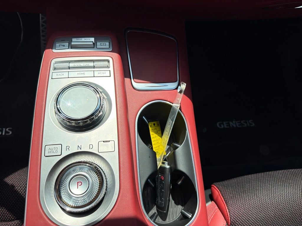 2024 Genesis GV70 2.5T