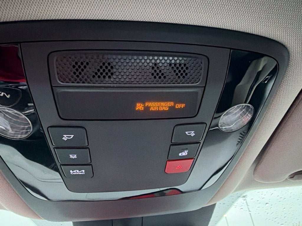 2024 Kia Carnival SX