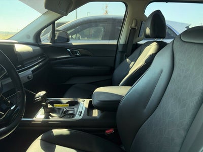 2025 Kia Carnival SX