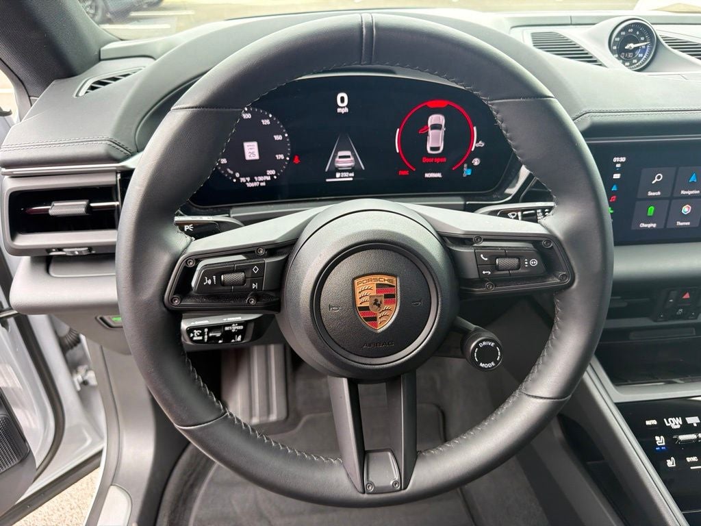 2024 Porsche Macan Electric 4