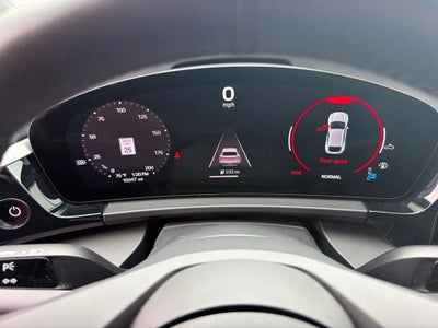 2024 Porsche Macan Electric 4