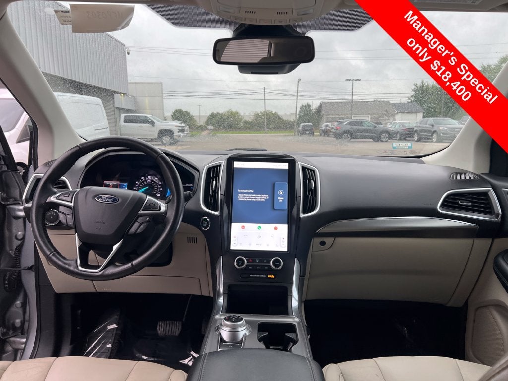 2022 Ford Edge Titanium