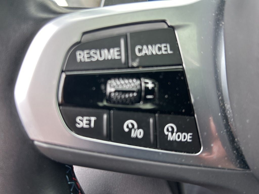 2024 BMW X7 M60i