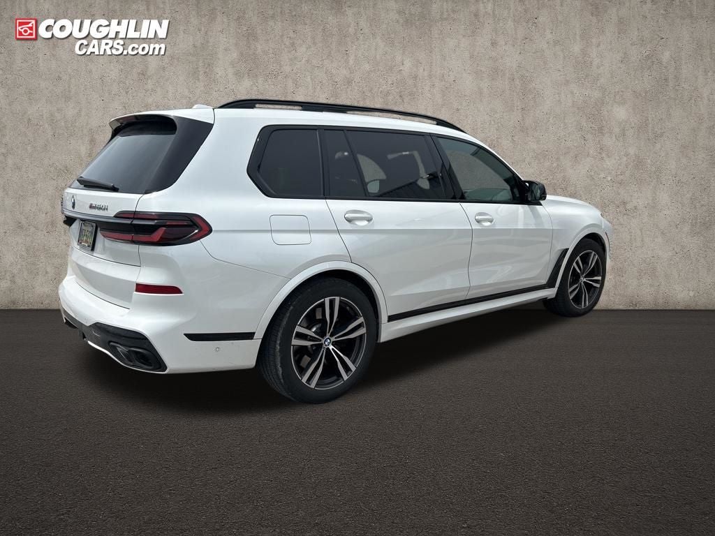 2024 BMW X7 M60i