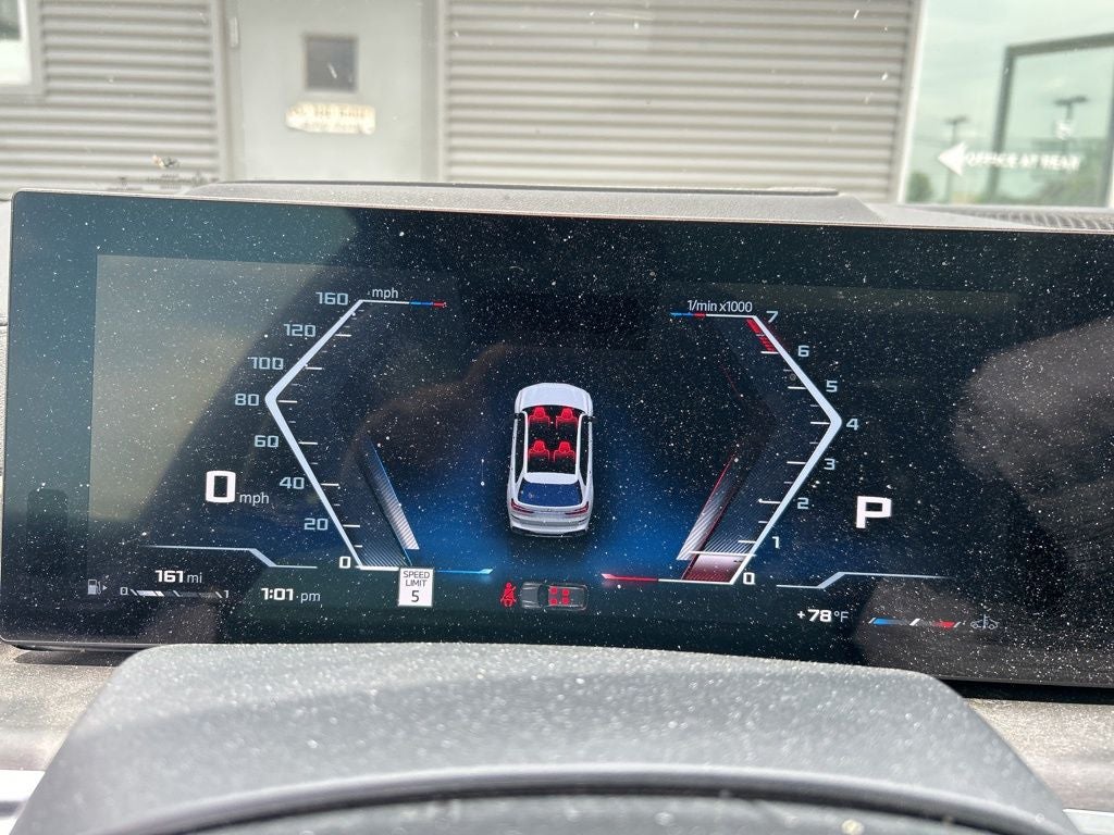 2024 BMW X7 M60i