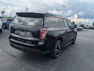 2023 Chevrolet Suburban RST