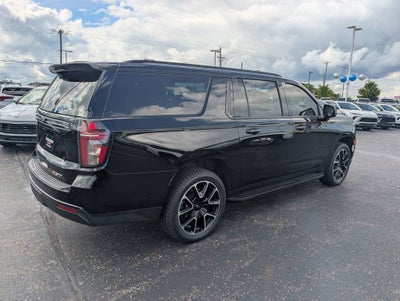 2023 Chevrolet Suburban RST