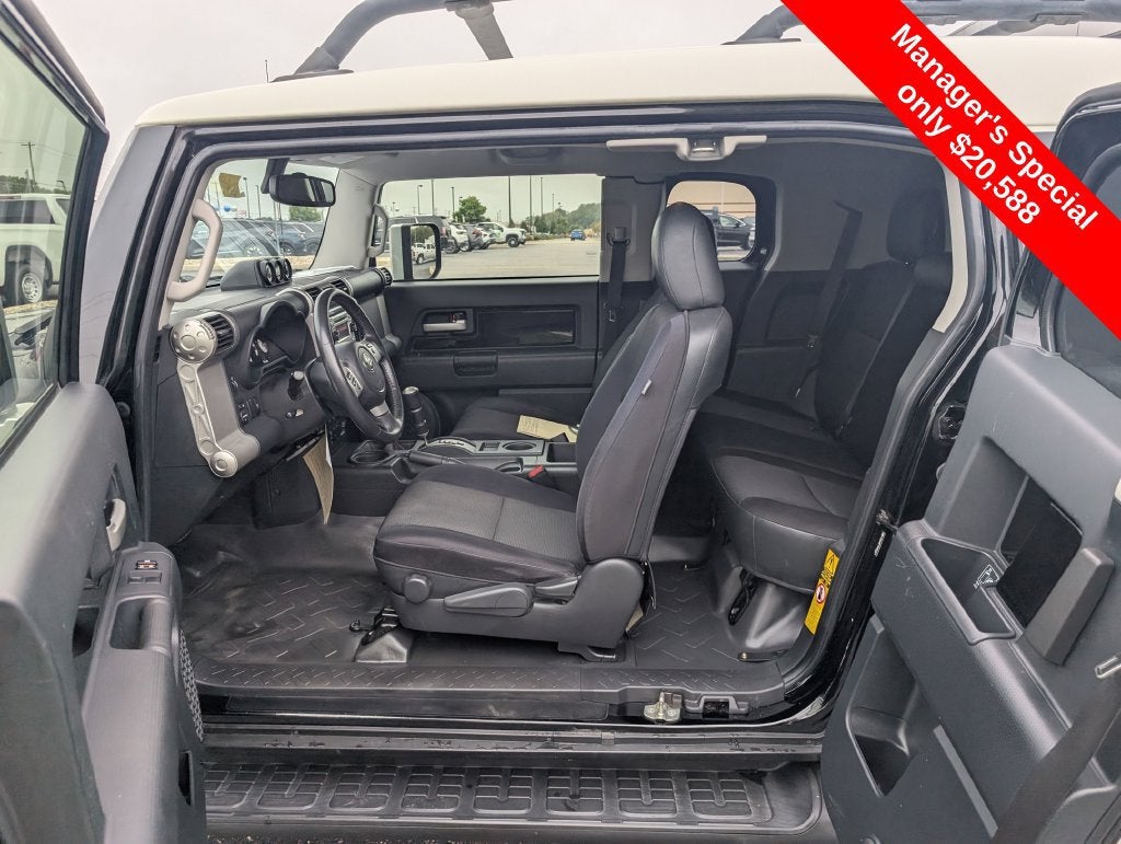 2014 Toyota FJ Cruiser Base