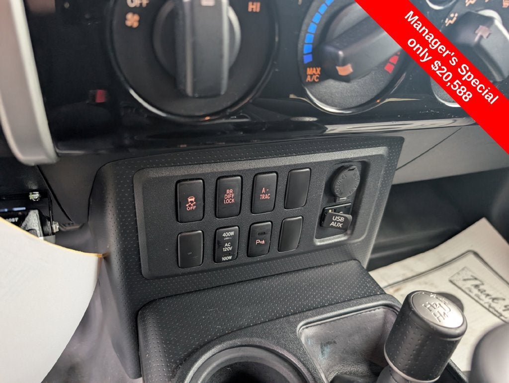 2014 Toyota FJ Cruiser Base