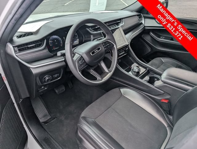 2025 Jeep Grand Cherokee Altitude