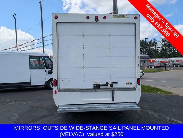 2023 Chevrolet Express Cutaway 3500 1WT