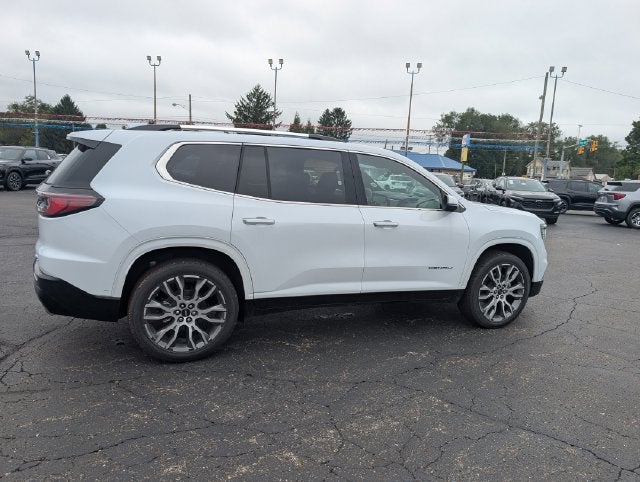 2027 GMC Acadia Denali Ultimate - Photo 8
