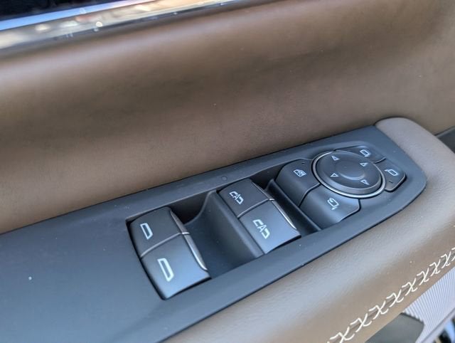 2026 GMC Yukon XL Denali Ultimate - Photo 15
