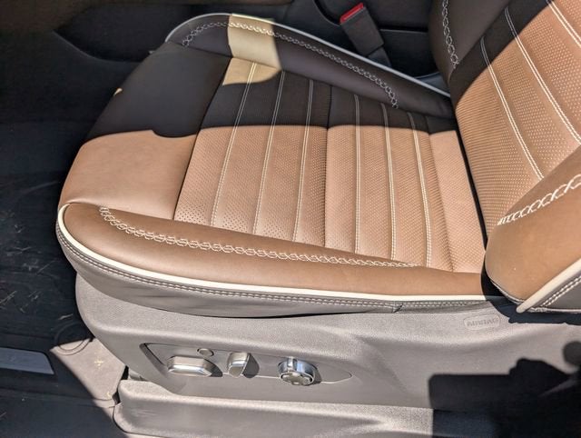 2026 GMC Yukon XL Denali Ultimate - Photo 22