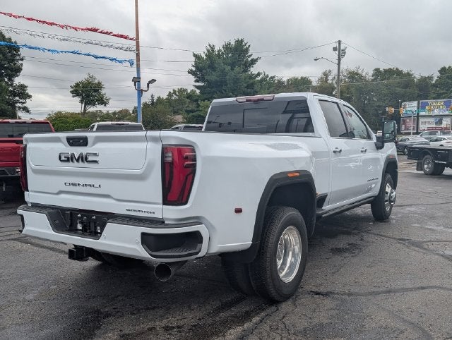 2026 GMC Sierra 3500 HD Denali Ultimate DRW