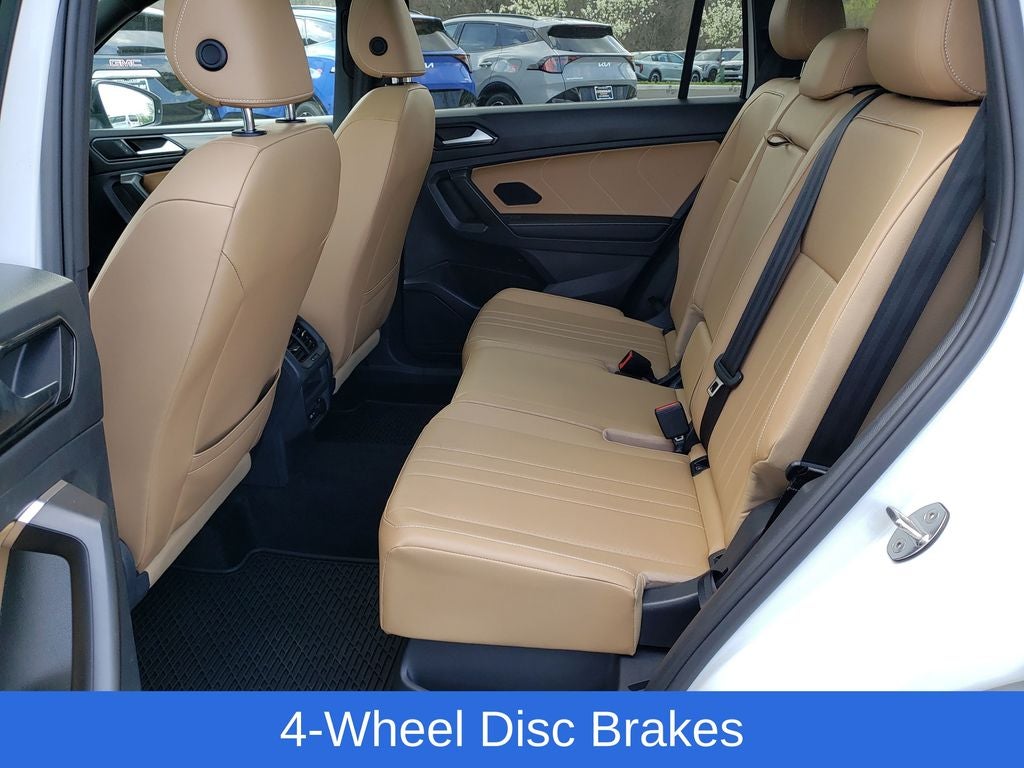 2022 Volkswagen Tiguan SE R-Line Black