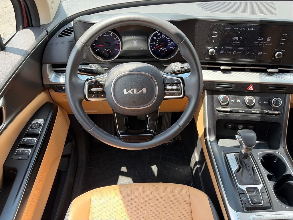 2024 Kia Carnival LX