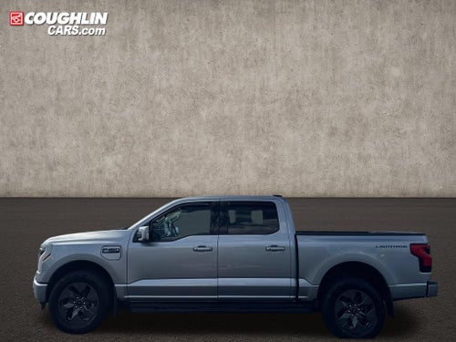 2024 Ford F-150 Lightning LARIAT