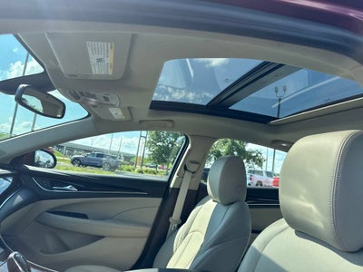 2017 Buick LaCrosse Essence