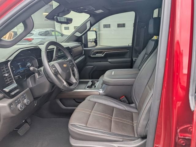 2025 Chevrolet Silverado 3500 HD High Country