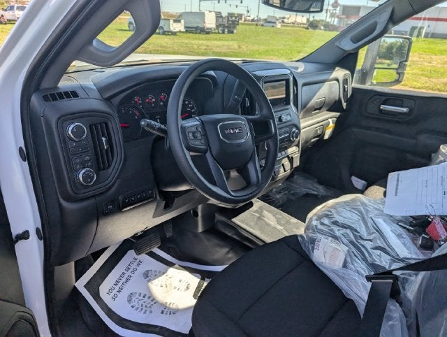 2026 GMC Sierra 3500 HD Chassis Cab Pro