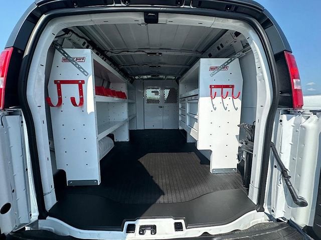 2025 GMC Savana Cargo Work Van