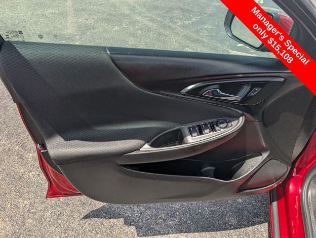 2022 Chevrolet Malibu RS