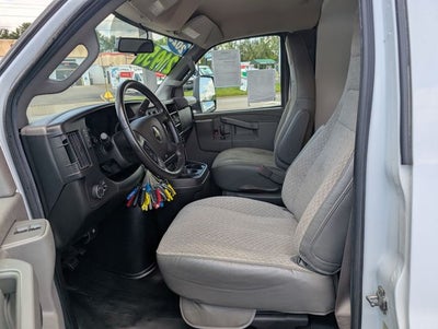 2023 Chevrolet Express 3500 Work Van Cutaway