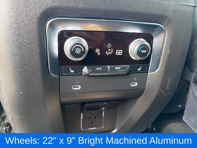 2022 GMC Yukon XL Denali