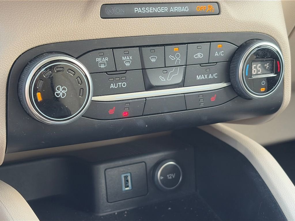 2020 Ford Escape SE
