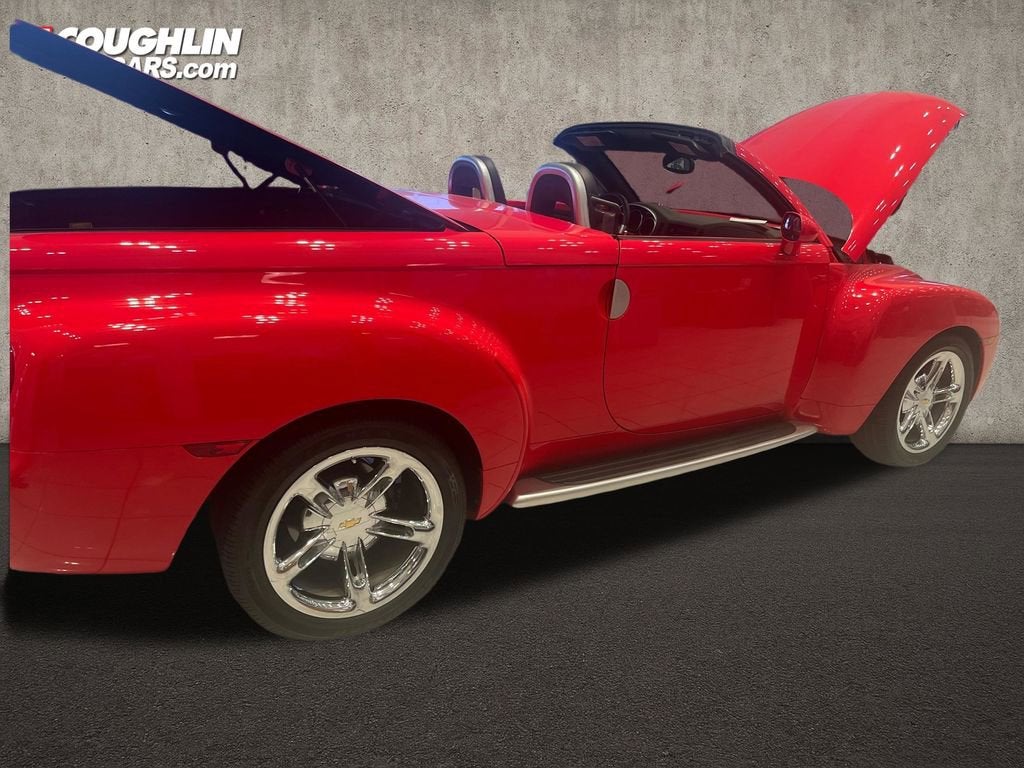 2004 Chevrolet SSR LS